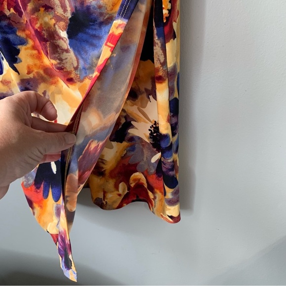 Lauren Ralph Lauren multi fall floral‎ surplice ruched dress with slit. Size 12 - Picture 6 of 9